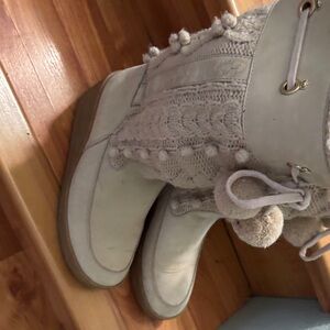Juicy Couture Light Taupe Knit Pom-Pom Wedge Boots